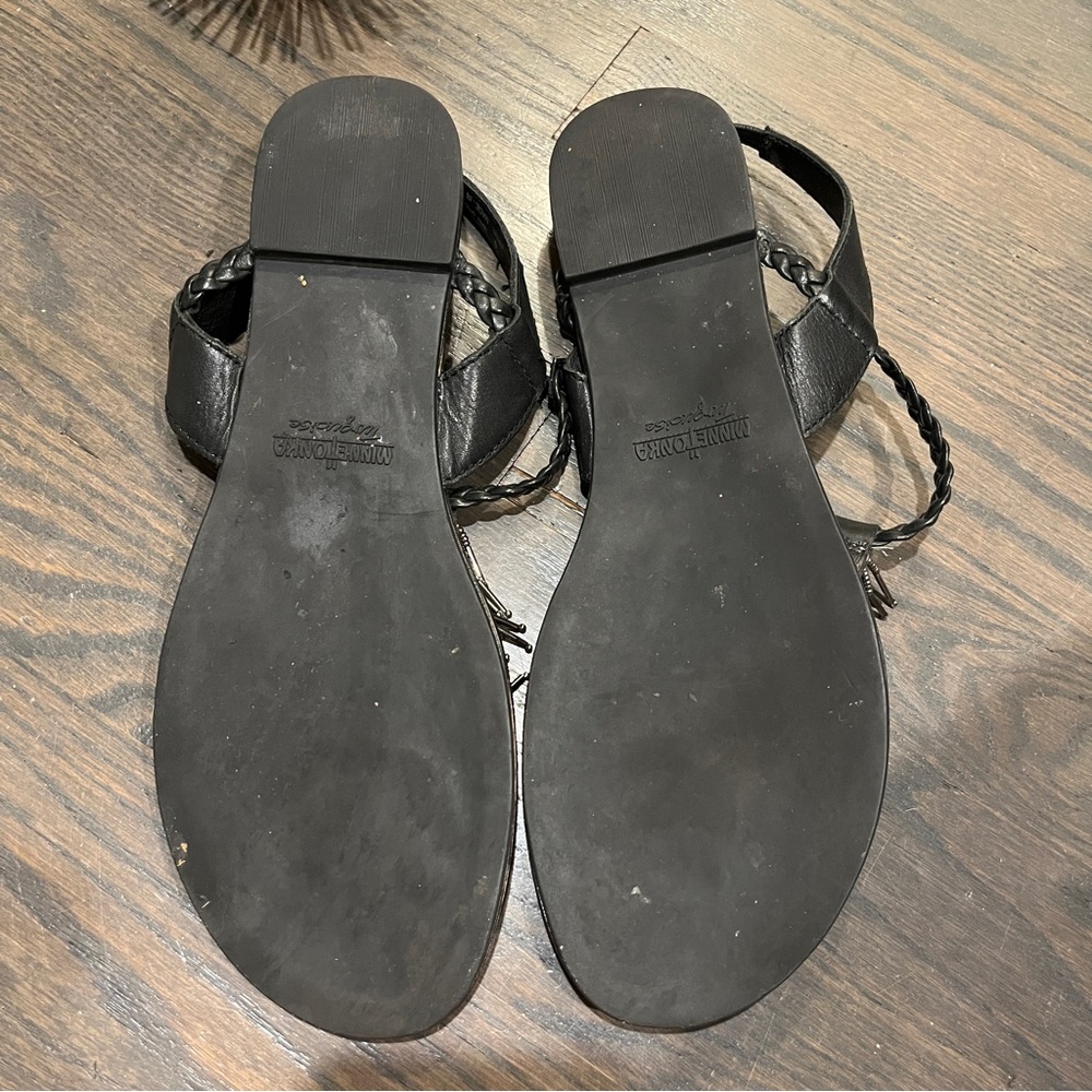 Minnetonka T-Strap Flats Thong Fringed Black Sandals Size 9 - Picture 5 of 6